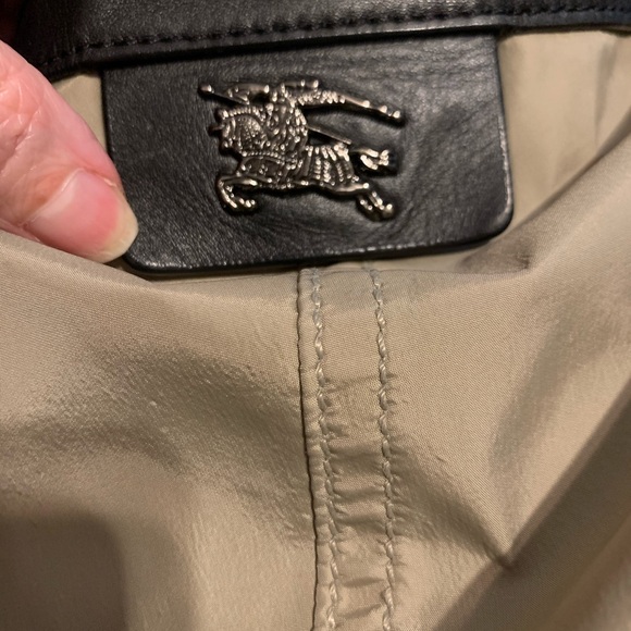 **SOLD** Burberry Buckleigh Nylon black Tote purse - Picture 12 of 16